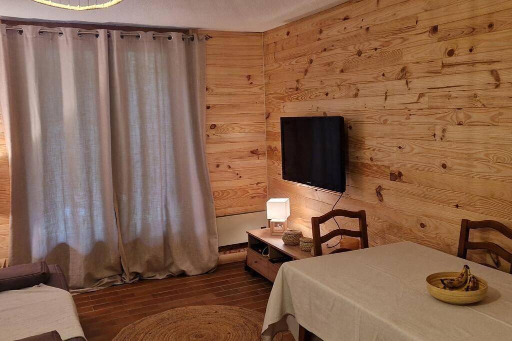 Appartement entier, Two-Bedroom Apartment in Valdeblore, Région de Nice