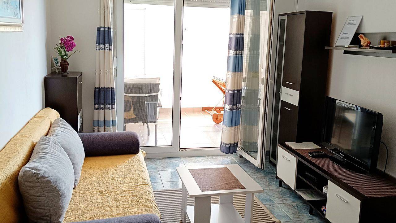 Ganze Ferienwohnung, Ferienwohnung für 3 Personen (46 m²) in Rogoznica-Kanica in Kanica, Razanj