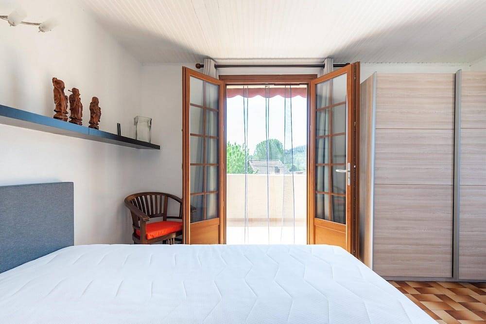 Villa in Taradeau near Vineyards & Beaches in Taradeau, Draguignan region