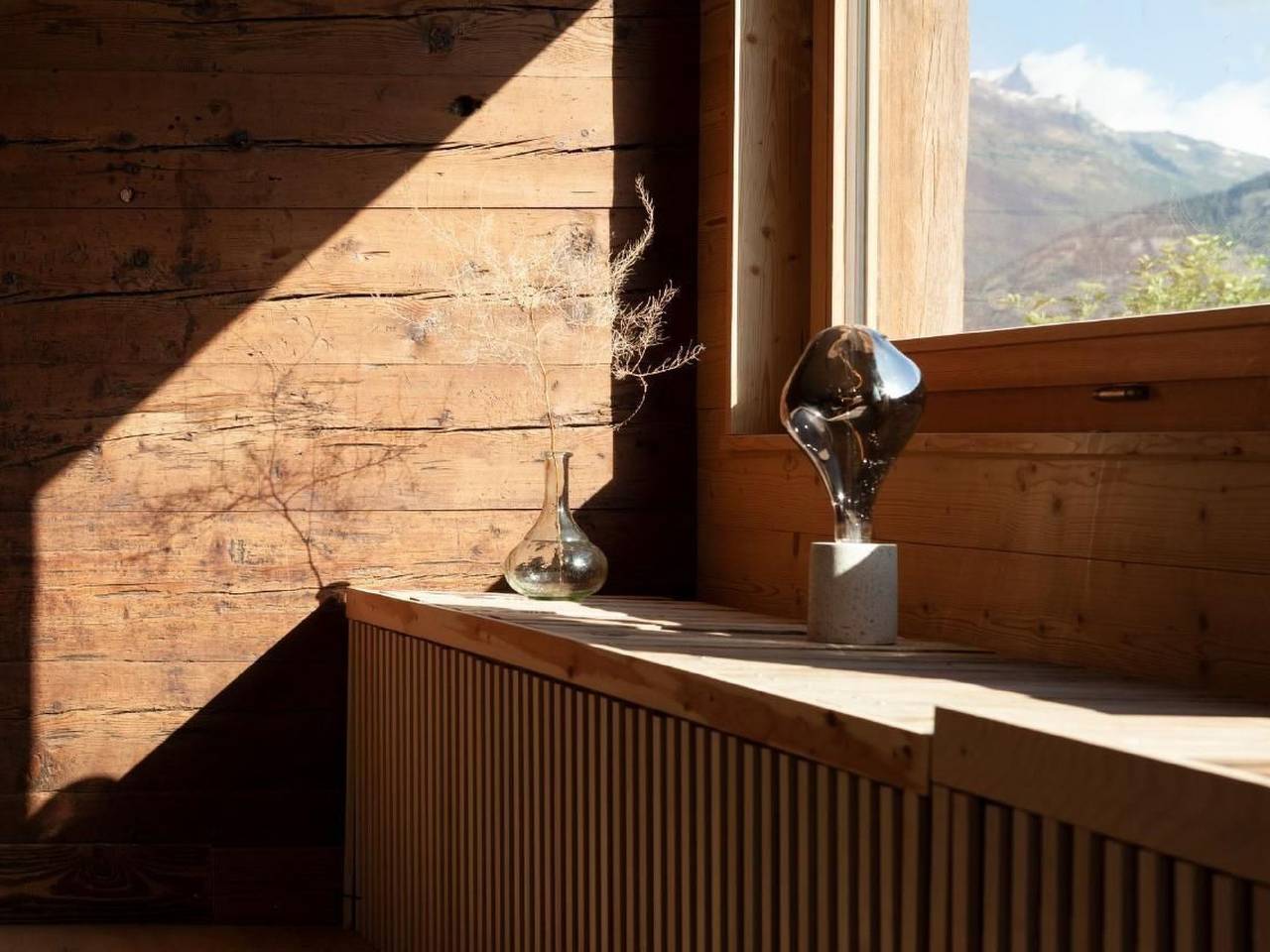 Ganze Wohnung, Modernes Bijou in 400-jährigem Haus in Eischoll, Walliser Alpen