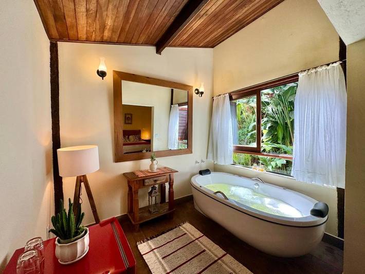 Pousadas para 2 pessoas, com sauna e jardim e ainda piscina and vista em Resende (Brasil)