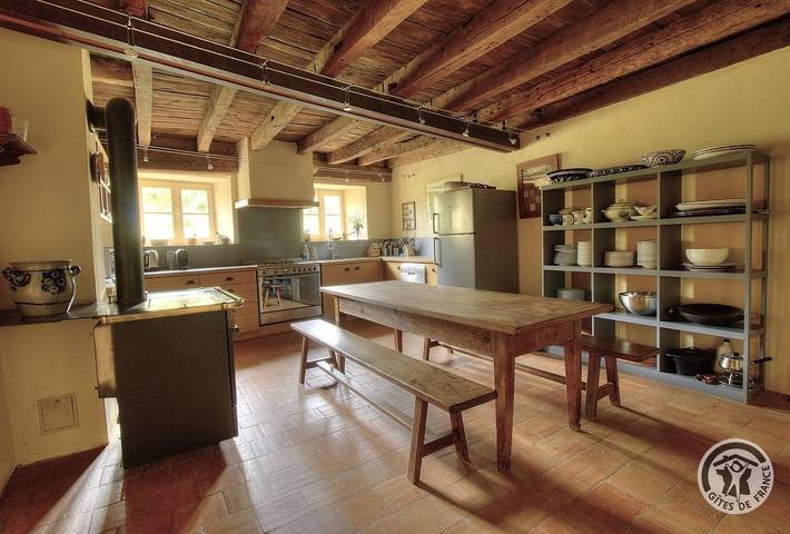 Gîte pour 10 personnes, avec jardin et terrasse à Régnié-Durette - 4