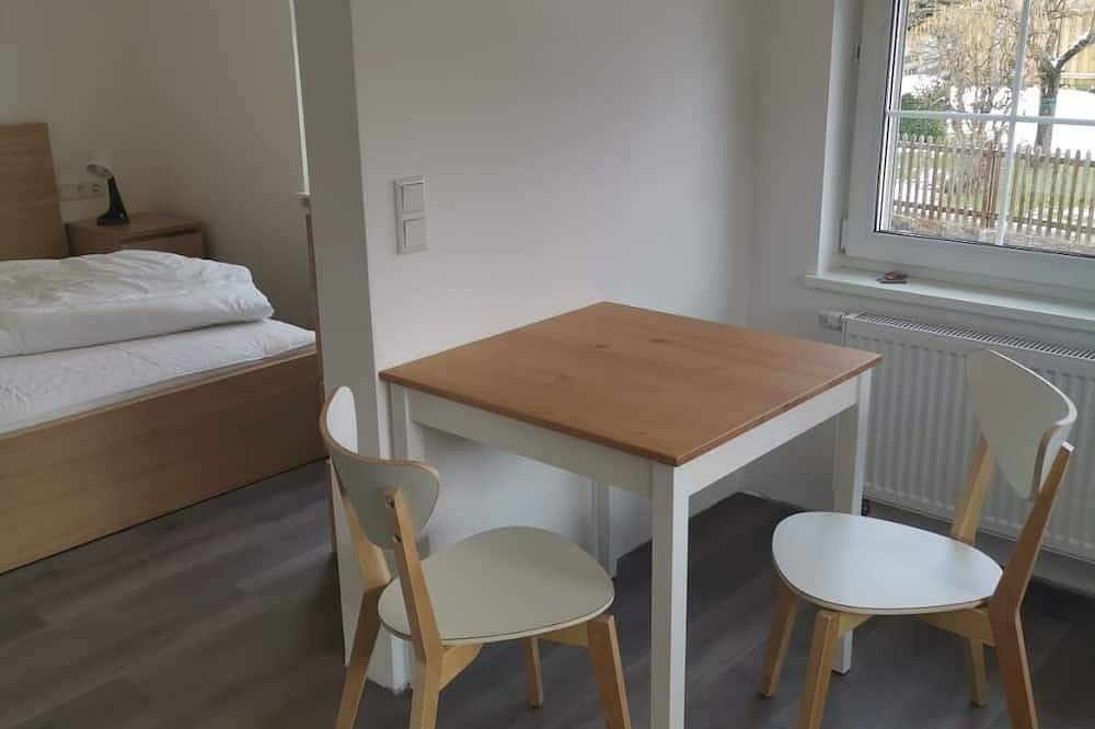 Ganze Wohnung, Ferienwohnung/App. für 2 Gäste mit 28m² in Knüllwald in Knüllwald, Knüllgebirge