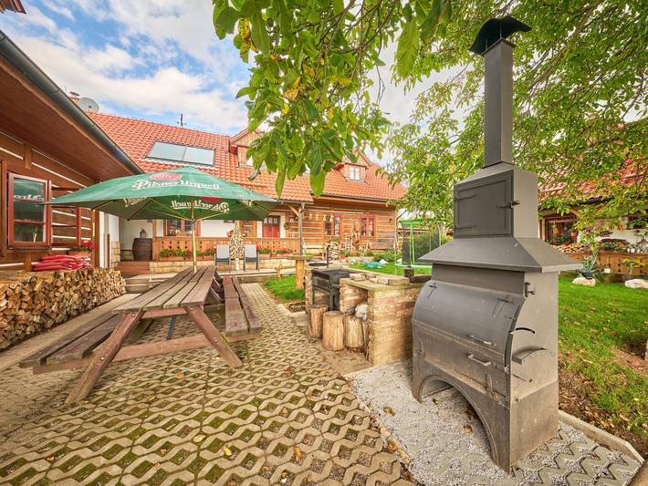 Ferienhaus für 24 Personen, mit Terrasse und Garten in Tschechien - 2