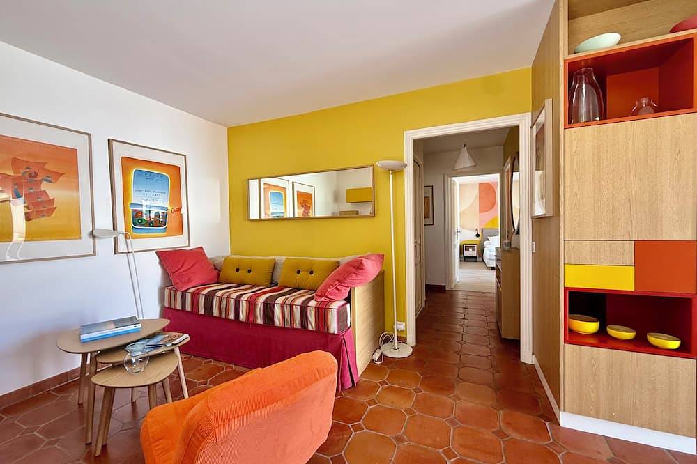 Entire apartment, Charming apartment with terrace & harbor view - Saint Jean Cap Ferrat in Saint-Jean-Cap-Ferrat, Mediterranean Coast (France)