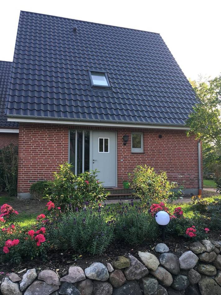 Ferienwohnung für 2 Personen, mit Terrasse und Garten in Nieblum