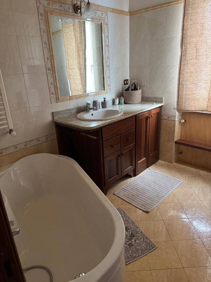 Gîte pour 4 personnes, avec Balcon dans Pont-Saint-Martin (Aosta) - 4