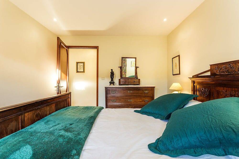 Rural Tourism House, Rustikales Haus am Strand in Canidelo, Porto Distrikt