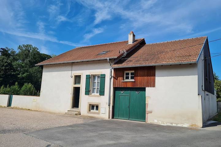 Gîte pour 4 personnes, avec jardin