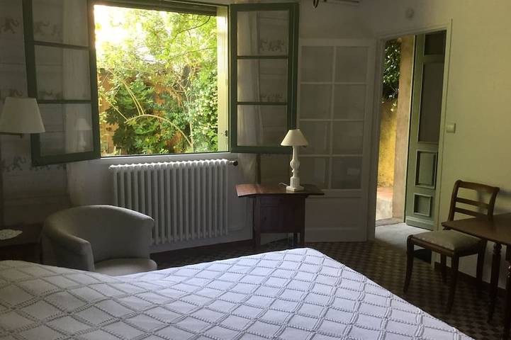 Location de vacances pour 2 personnes, avec piscine et jardin à Alet-les-Bains - 2