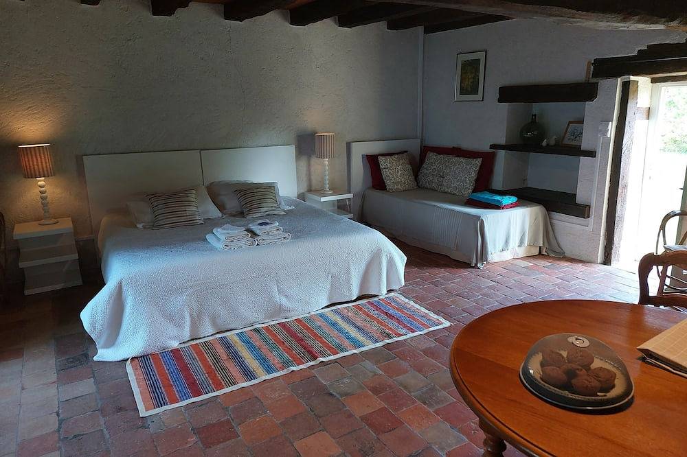 Casa / villa / chalet - Menetou Couture in Menetou-Couture, Saint-Amand-Montrond