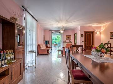 Casa Vacanza per 6 Persone in Calosso (Comune), Langhe, Foto 4