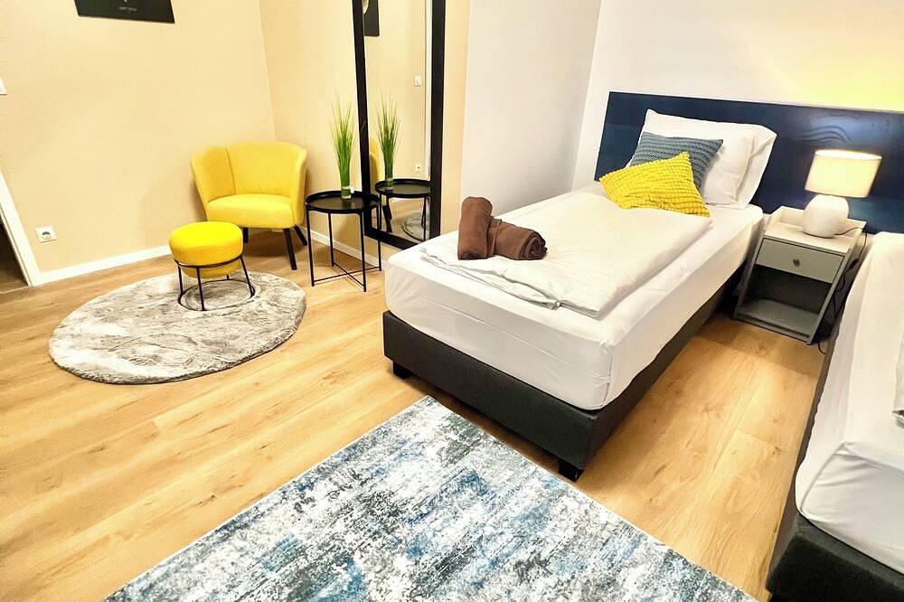 Ganze Wohnung, Big New 6Rms Boutique Flat City Center, Kadewe, Zoo, Messe, 1A Location in Charlottenburg Berlin, Berlin