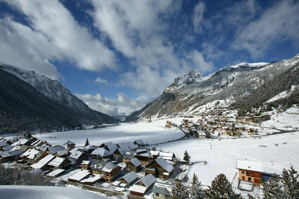 Ganze Wohnung, Balkon, parkmöglichkeiten, fernseher, schließfach für die skier, 30m², Ceillac en Queyras in Ceillac, Queyras