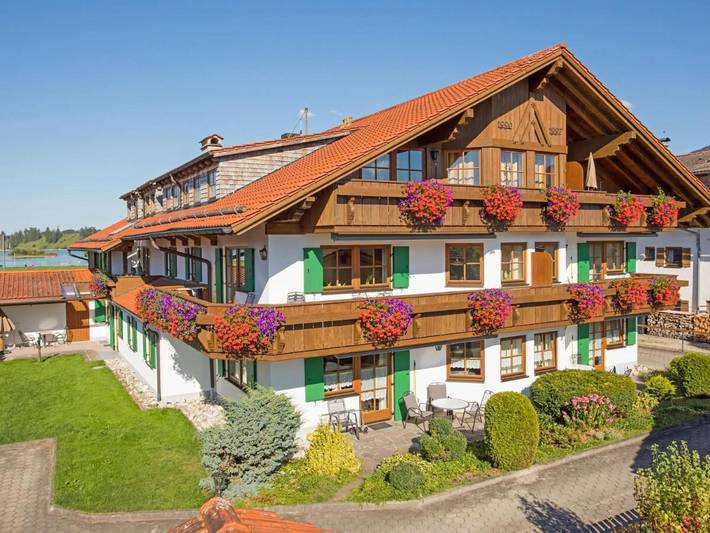 Ferienhaus für 6 Personen, mit Balkon und Garten sowie Sauna in Brunnen (Schwangau)