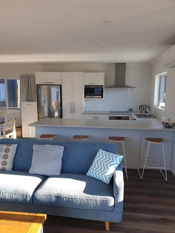 Holiday home for 9 people, with terrace in Bay of Plenty