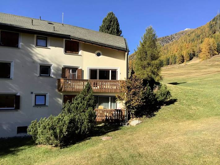 Ferienwohnung für 3 Personen, mit Balkon und Garten in Pontresina