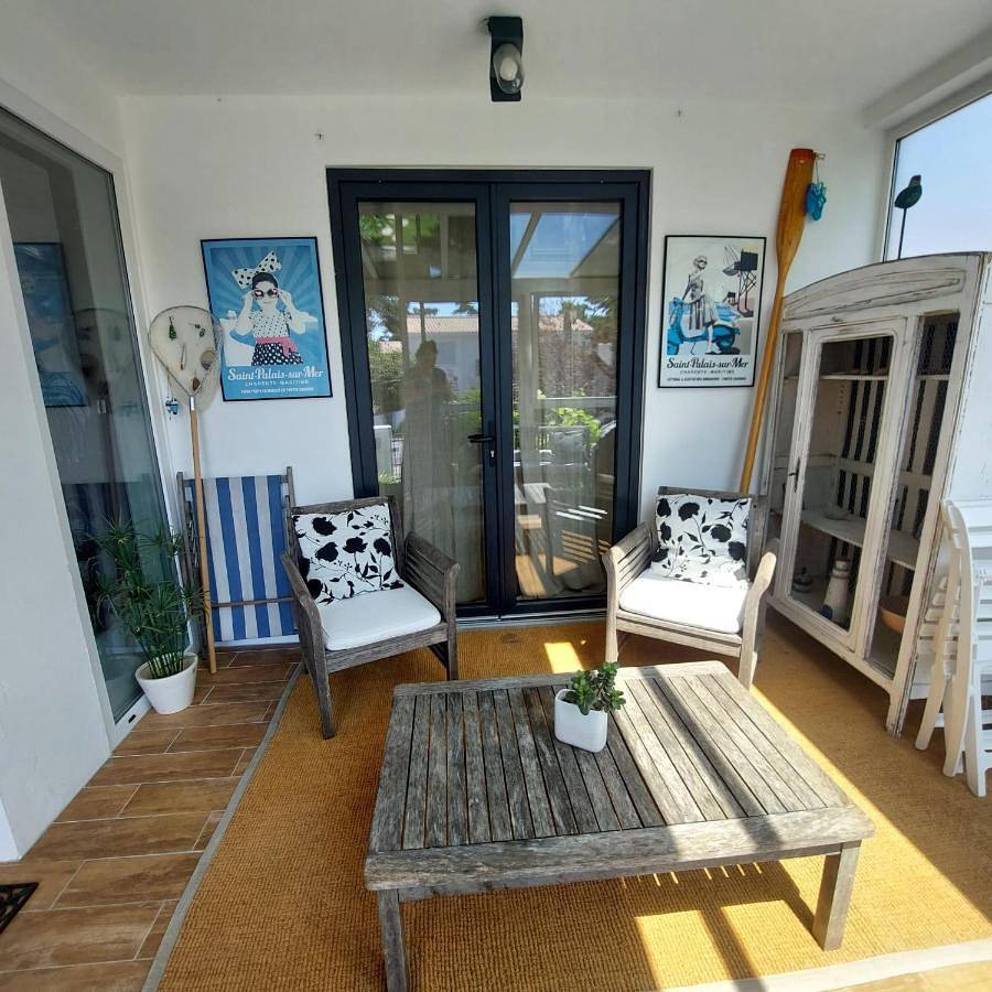 Two-Bedroom House in Saint-Palais-sur-Mer, Côte de Beauté
