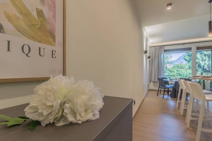 Gîte pour 6 personnes, avec vue sur le lac ainsi que balcon et jardin dans Perledo