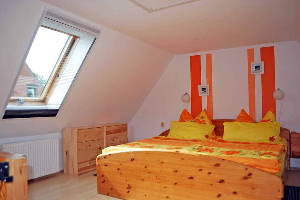 Entire apartment, Holiday house in an idyllic quiet location - holiday home in Ribnitz-Damgarten, Vorpommern-Rügen