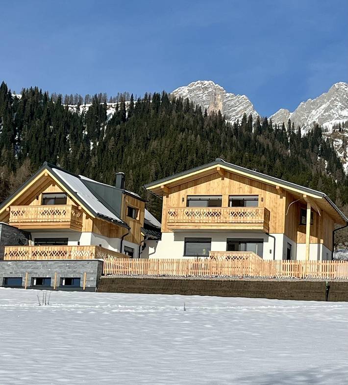 Ferienhaus für 4 Personen, mit Ausblick und Sauna sowie Garten, kinderfreundlich in Ramsau am Dachstein