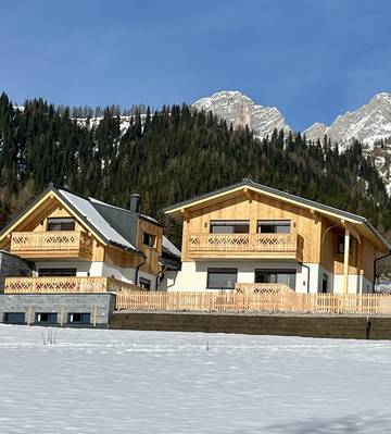 Ferienhaus für 4 Personen, mit Ausblick und Sauna sowie Garten, kinderfreundlich in Schladming-Dachstein
