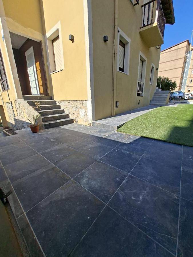 Casa rural para 2 personas, con jardín y terraza en Santander - 2