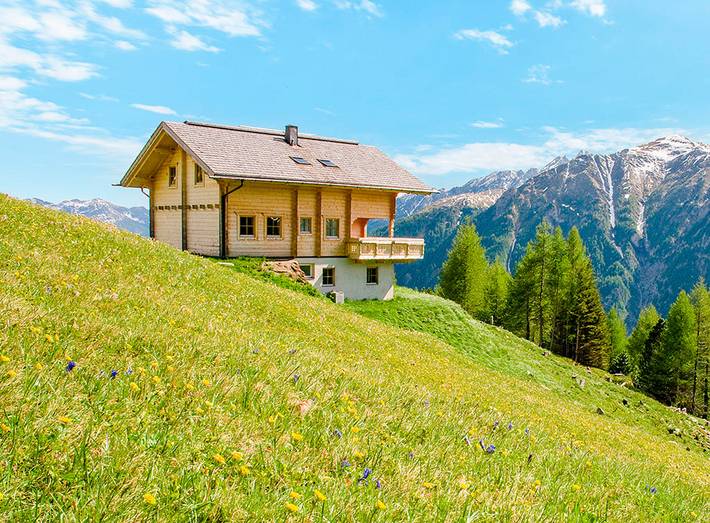 Ferienhaus für 11 Personen, mit Sauna und Balkon sowie Ausblick, mit Haustier in Heiligenblut