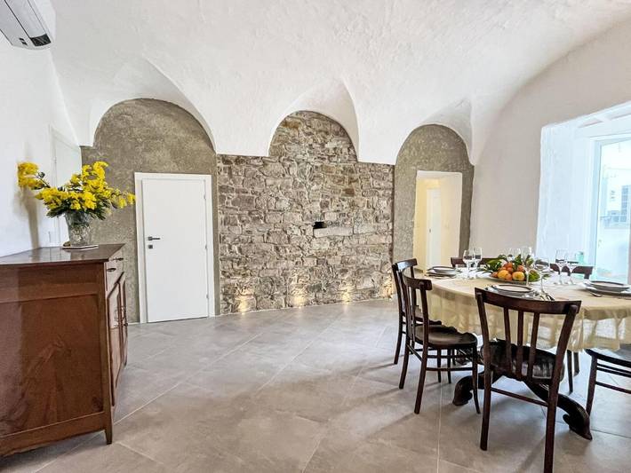 Location de vacances pour 8 personnes, avec terrasse dans Lingueglietta - 2