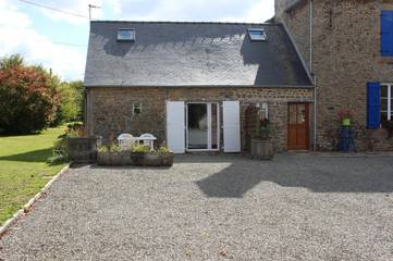 Location de vacances pour 4 personnes, avec jardin et vue à La Boussac