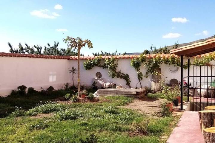 Casa rural para 9 personas, con Balcón y Terraza además de Jardín y Vistas en Comunidad de Calatayud - 2