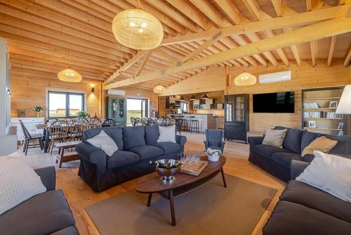 Location de vacances pour 32 personnes, avec Terrasse ainsi que Jardin et Vue à Vironchaux