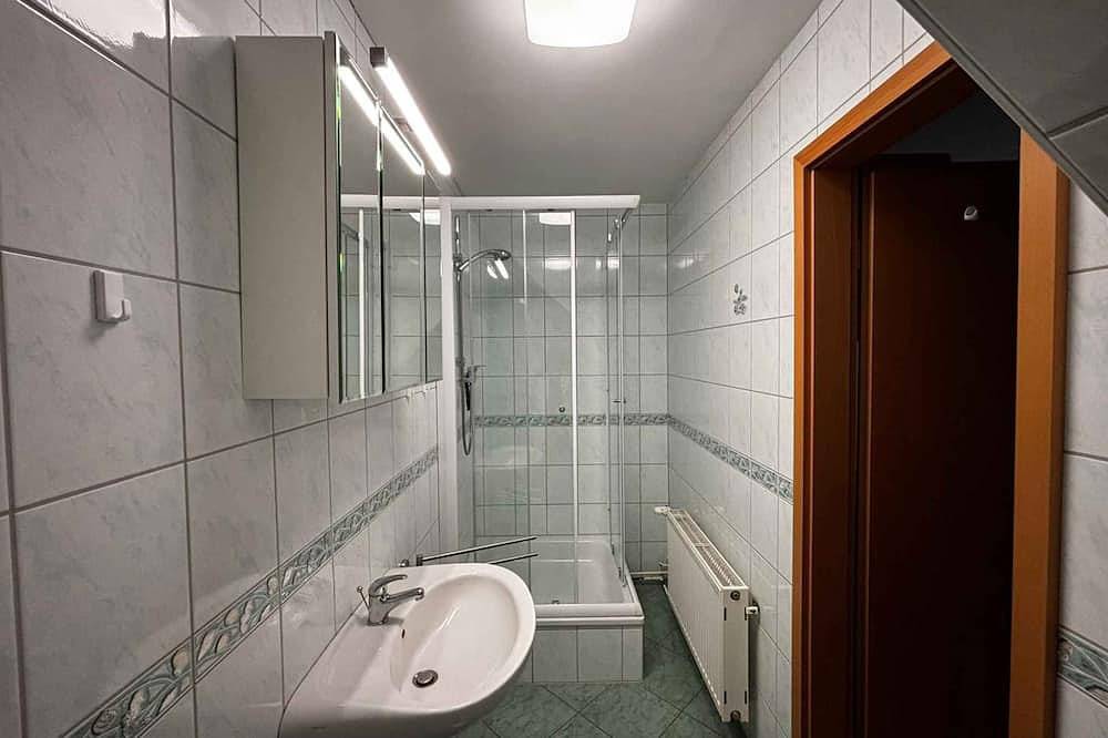 Apartamento entero, Apartamento de vacaciones con terraza y vista al agua in Dewichow, Mellenthin