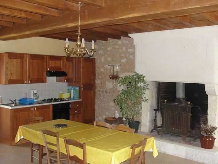 Location de vacances pour 4 personnes, avec vue et jardin à Mareuil - 2