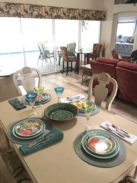 Herrliche Aussicht auf den Golfplatz vom privaten beheizten Pool. in The Villages, Sumter County