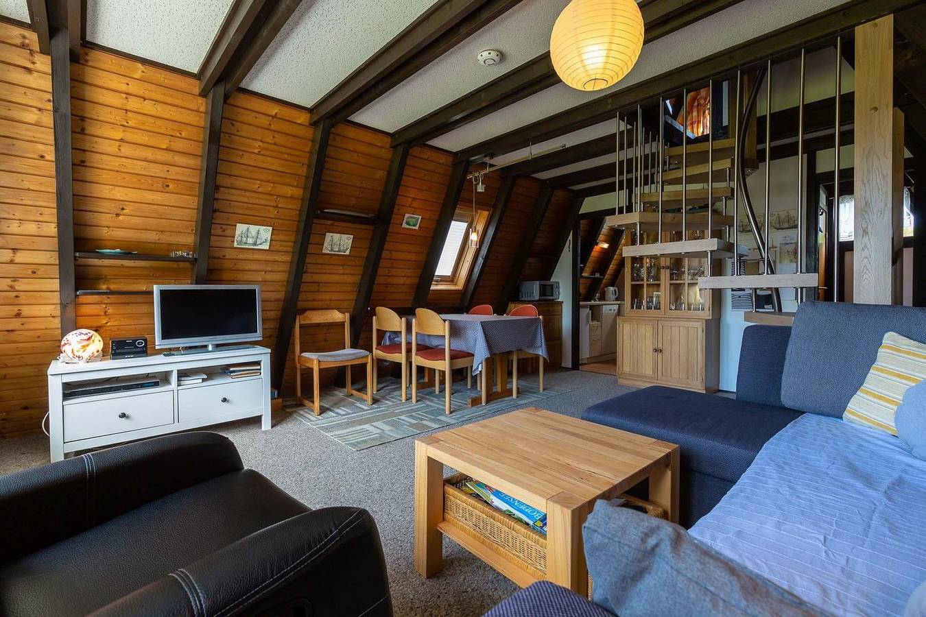Nurdach-Haus (Typ 7) in Immenstaad am Bodensee, Region Bodensee-Oberschwaben