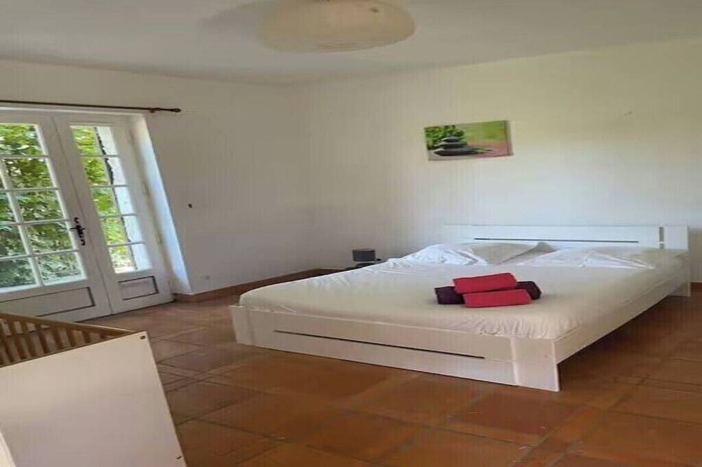 Hameau du Dropt - Périgord - sleeps 6 to 33 in Plaisance, Périgord Pourpre
