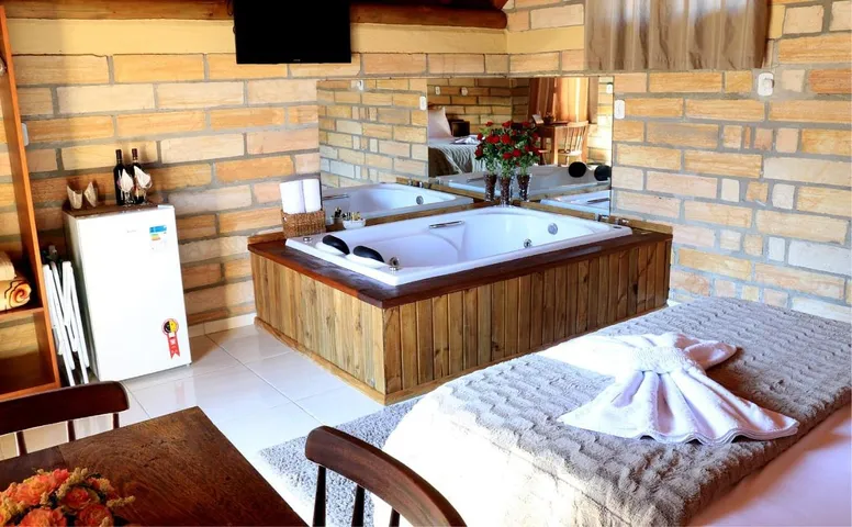 Lodge für 3 Personen, mit Ausblick und Garten sowie Seeblick - 1