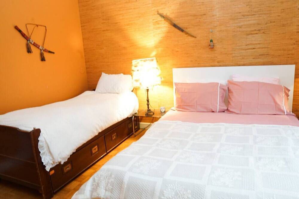 Appartement entier, Bel appartement de 3 chambres avec grands volumes in Ville-d'Avray, Hauts-de-Seine
