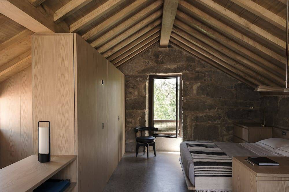 Idyllische Lage in der Natur, 1 km vom Meer entfernt (4/5 Schlafzimmer, 8 plus 3 Personen) in Cangas, Rías Baixas