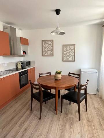 Gîte pour 4 personnes, avec jardin à Champ-sur-Layon