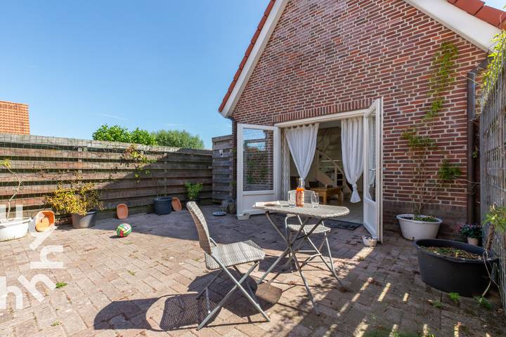 Bauernhof für 4 Personen, mit Garten und Terrasse, mit Haustier in Zeeland
