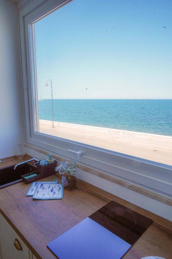 Appartamento intero, Apartment with Garden View in Molfetta, Provincia di Bari