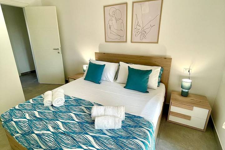 Ganze Wohnung, New! 2 Bedrooms, 2 Bathrooms, Free Car Box 100m from the sea in Alba Adriatica, Adriaküste Abruzzen