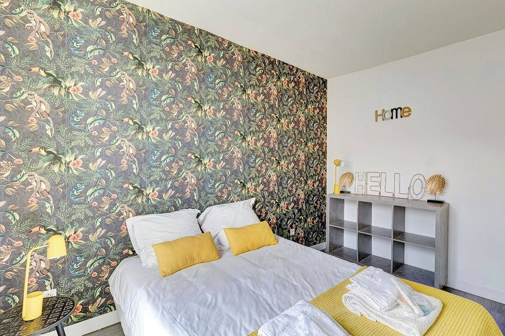 Entire apartment, 133 Lovely Suite - Charming Apartment in Bagnolet in Bagnolet, Seine-Saint-Denis