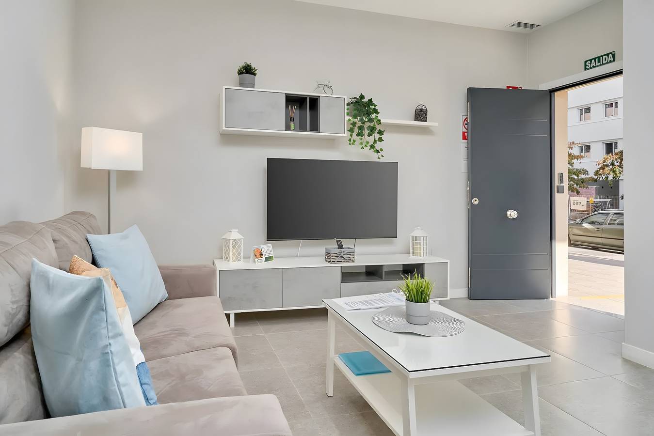 Apartamento entero, Apartamento '1 Dorm Lira' con piscina compartida, Wi-Fi y aire acondicionado in Torre del Mar, Costa del Sol