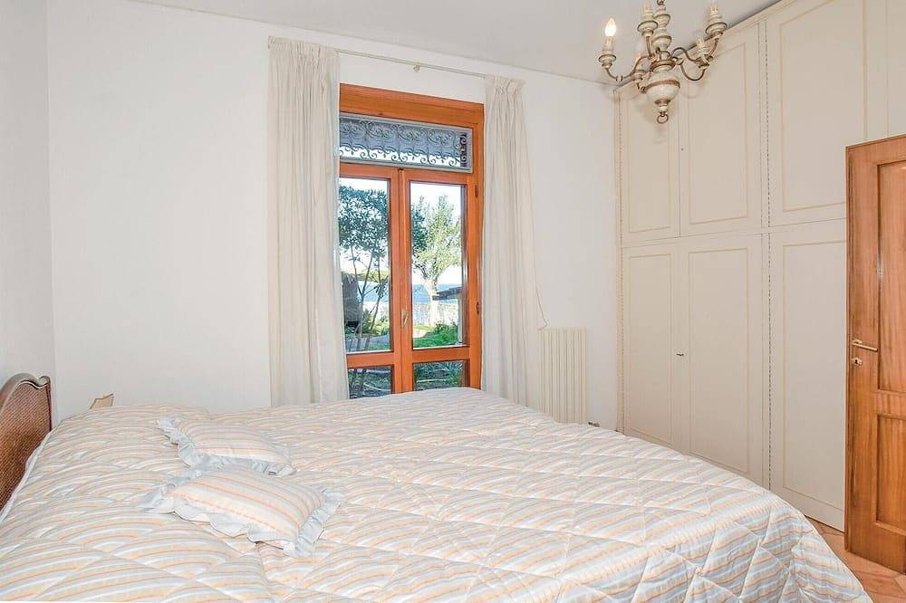 Cozy home in Lacco Ameno Ischia Na in Lacco Ameno, Ischia