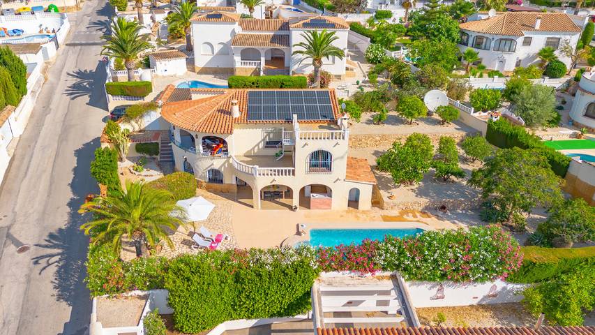 Villa pour 4 personnes, avec jardin et terrasse à Calpe - 2