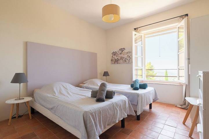Villa pour 10 personnes, avec Terrasse et Jardin à Ollioules - 4