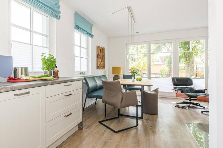 Ferienhaus für 6 Personen, mit Sauna und Terrasse sowie Garten in Wieck am Darß - 4